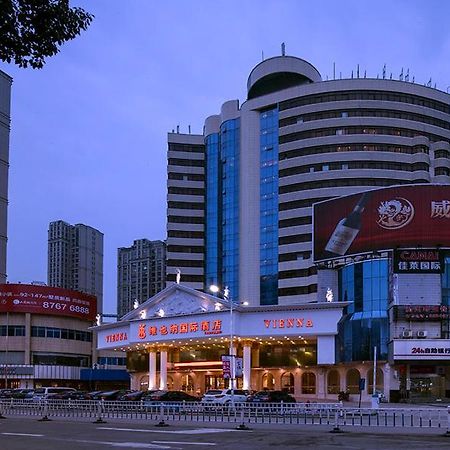 Vienna International Hotel Fenghua Zhongshan Road Buitenkant foto